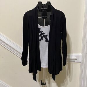3/$10 item! New Direction top